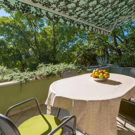 Apartment In 14210 Crikvenica