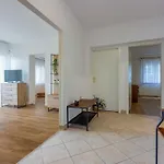 In 14210 * Crikvenica