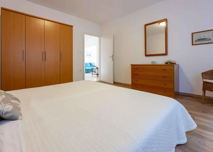 In 14210 Apartment *